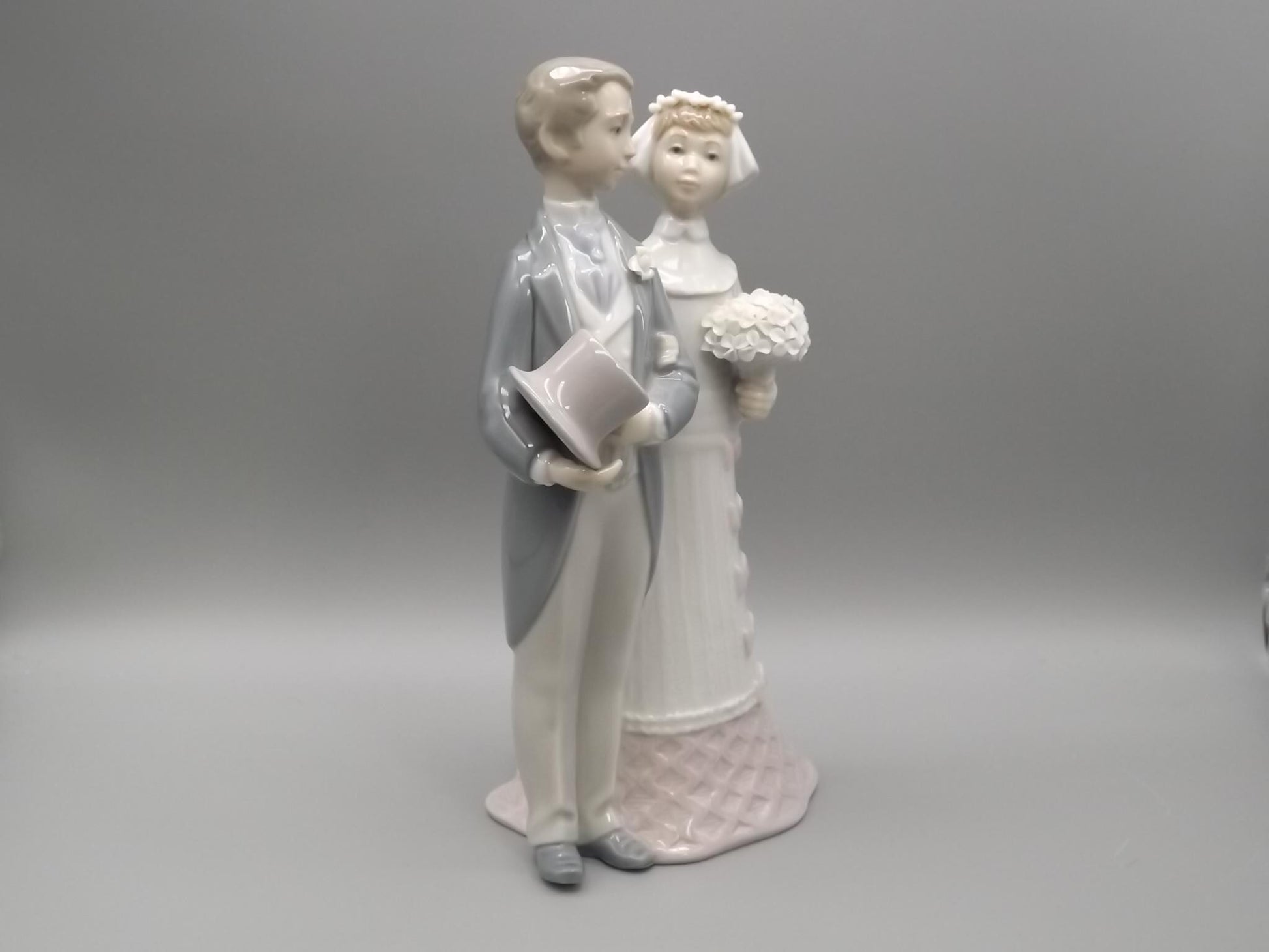 Vintage Lladro Wedding Figurine #4808 - 1972