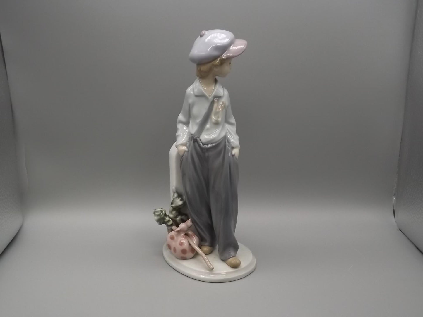 Vintage Lladro "The Wanderer" Figurine #5400 with Original Box