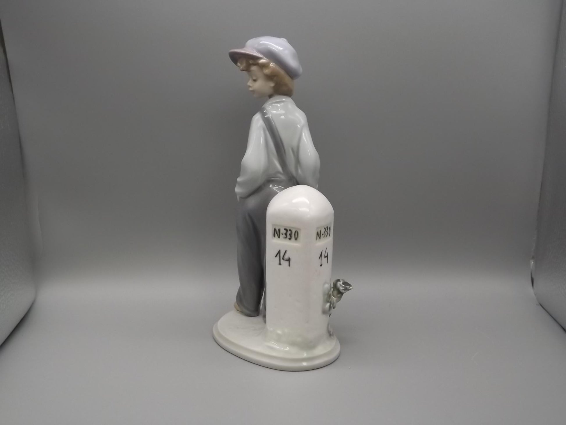 Vintage Lladro "The Wanderer" Figurine #5400 with Original Box