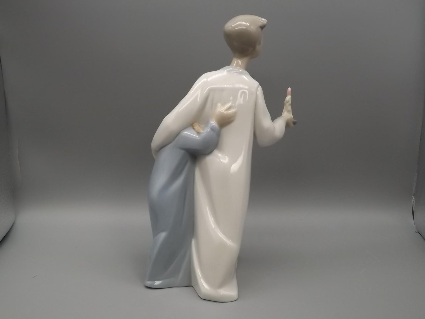 Vintage Lladro Children in Nightshirts Figurine #4874 - 1974 with Original Box