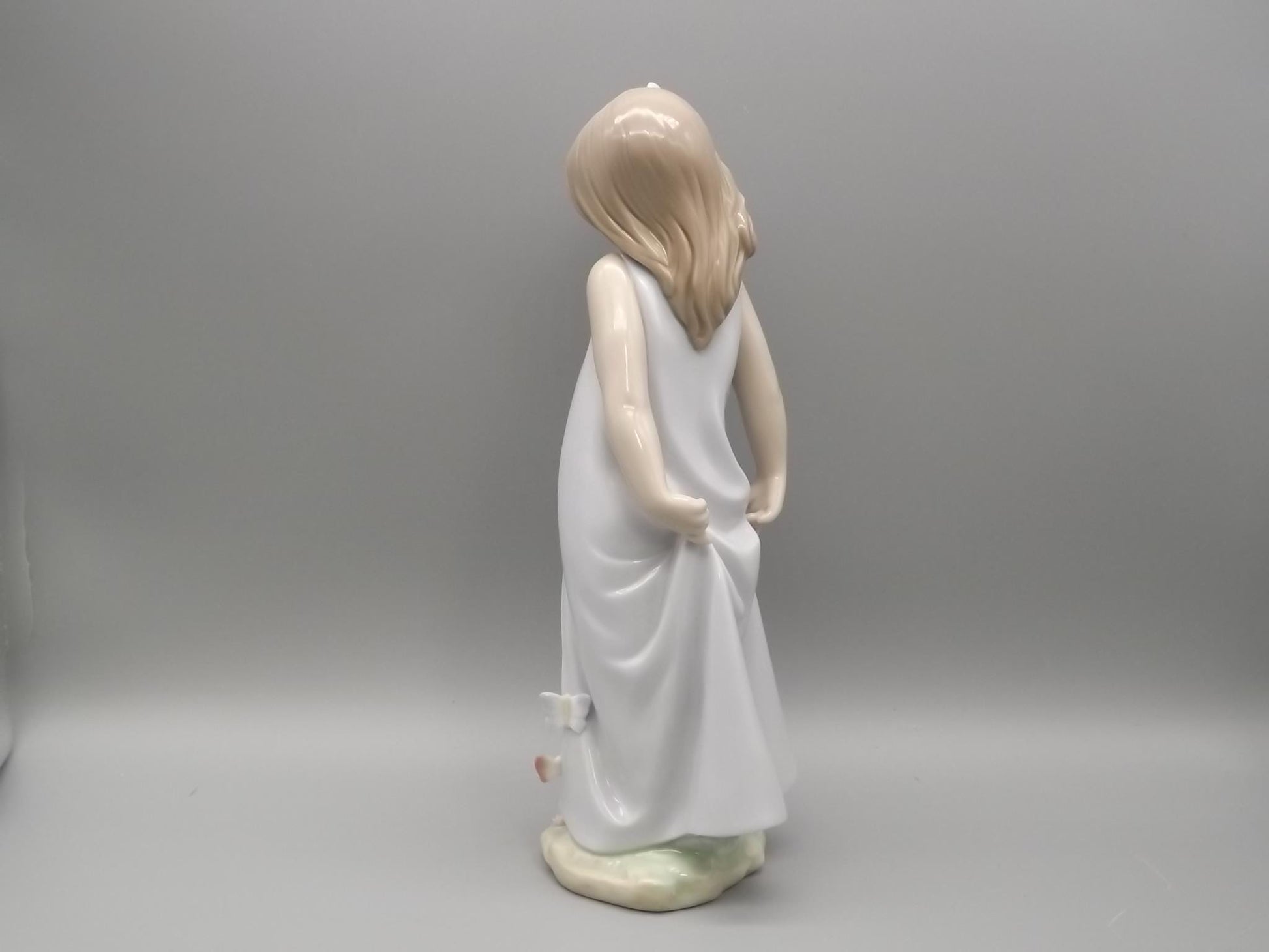 Vintage Lladro "Friends of Butterflies" Figurine #6963 (2004, with Box)