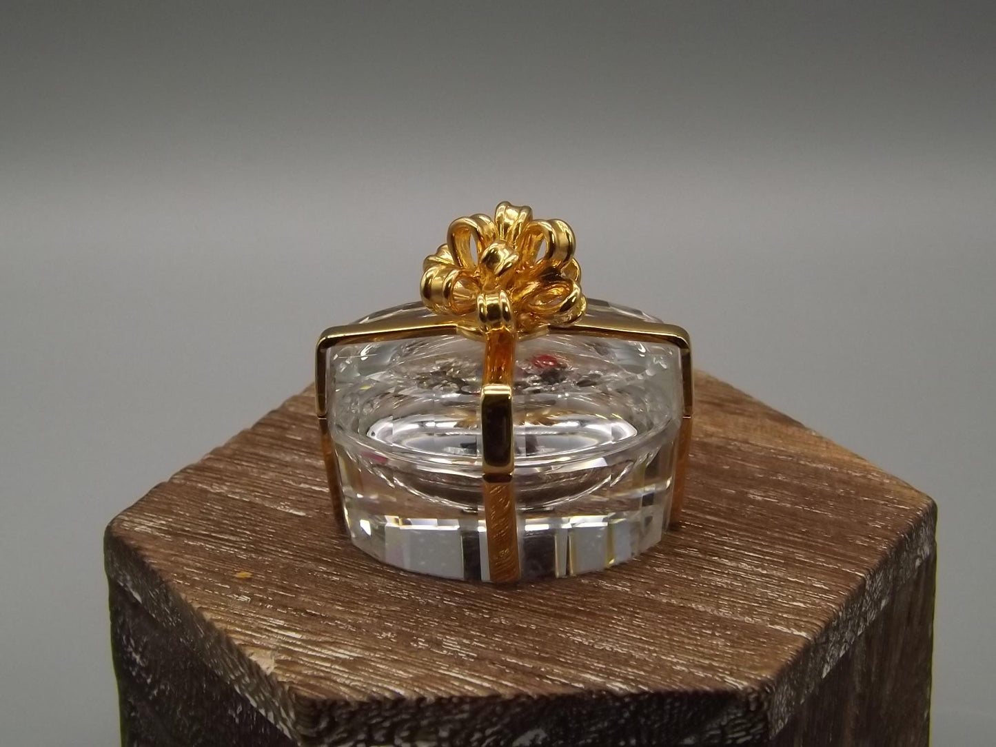 Vintage Swarovski Crystal Memories Gift/Jewelry box Figurine with Box