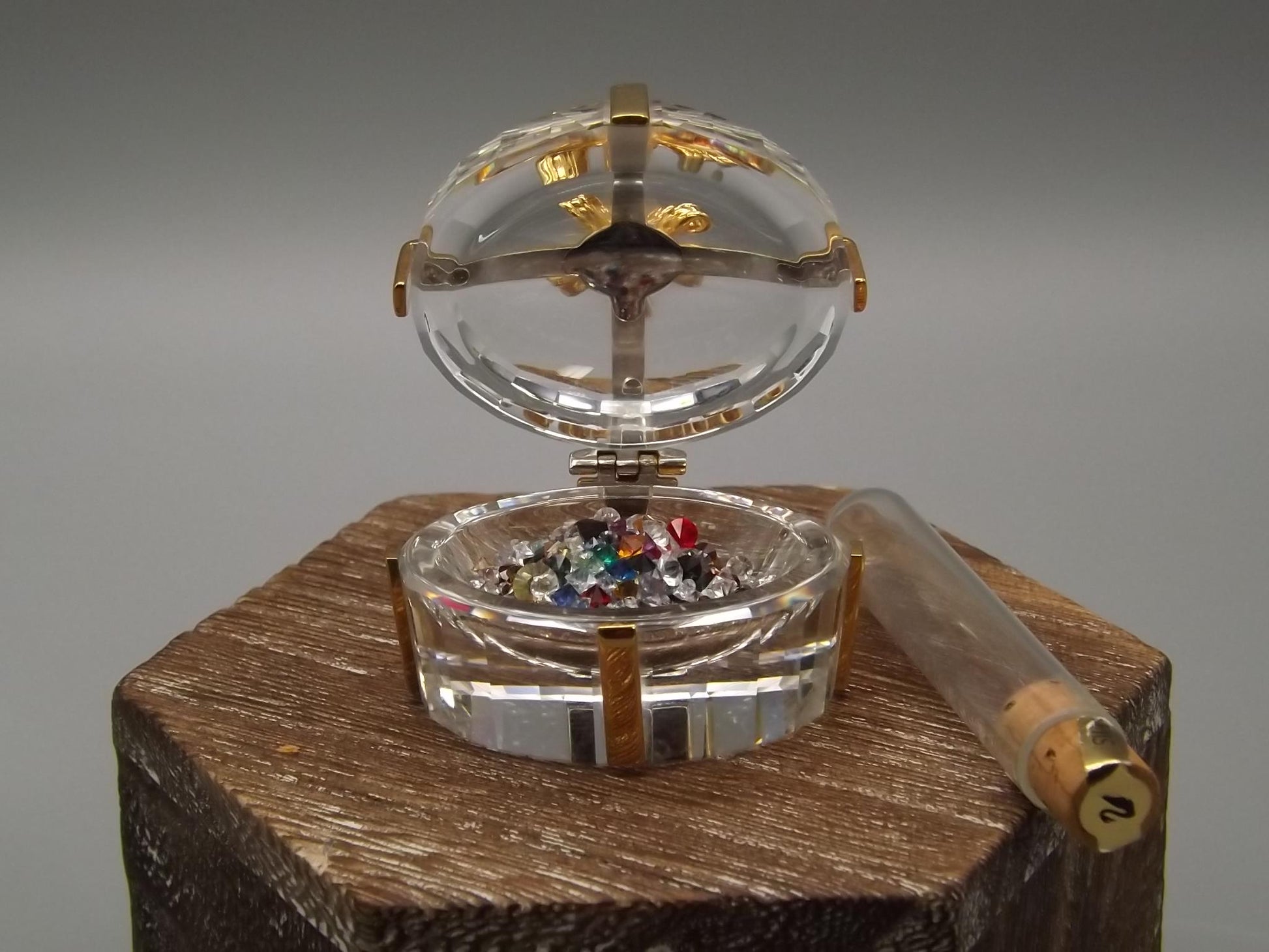 Vintage Swarovski Crystal Memories Gift/Jewelry box Figurine with Box