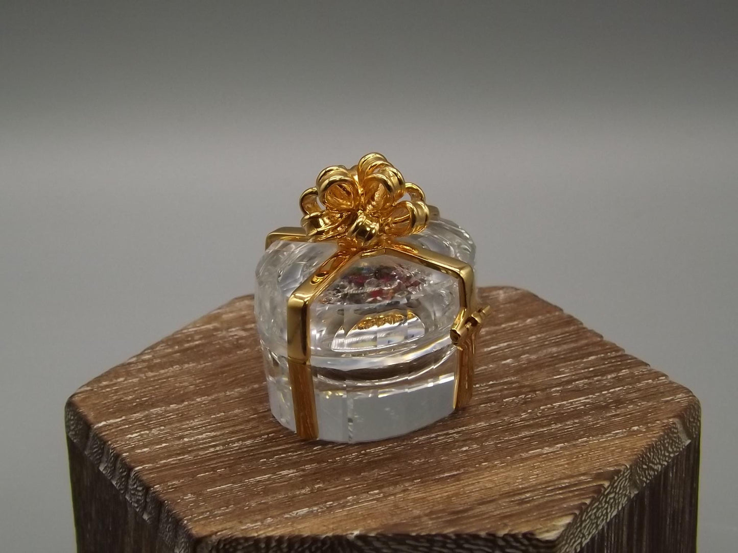 Vintage Swarovski Crystal Memories Gift/Jewelry box Figurine with Box