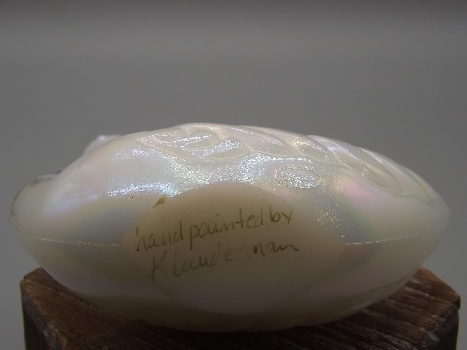 Vintage Fenton Hand-Painted Anniversary Swan Figurine - Signed K. Lauderman, 1989