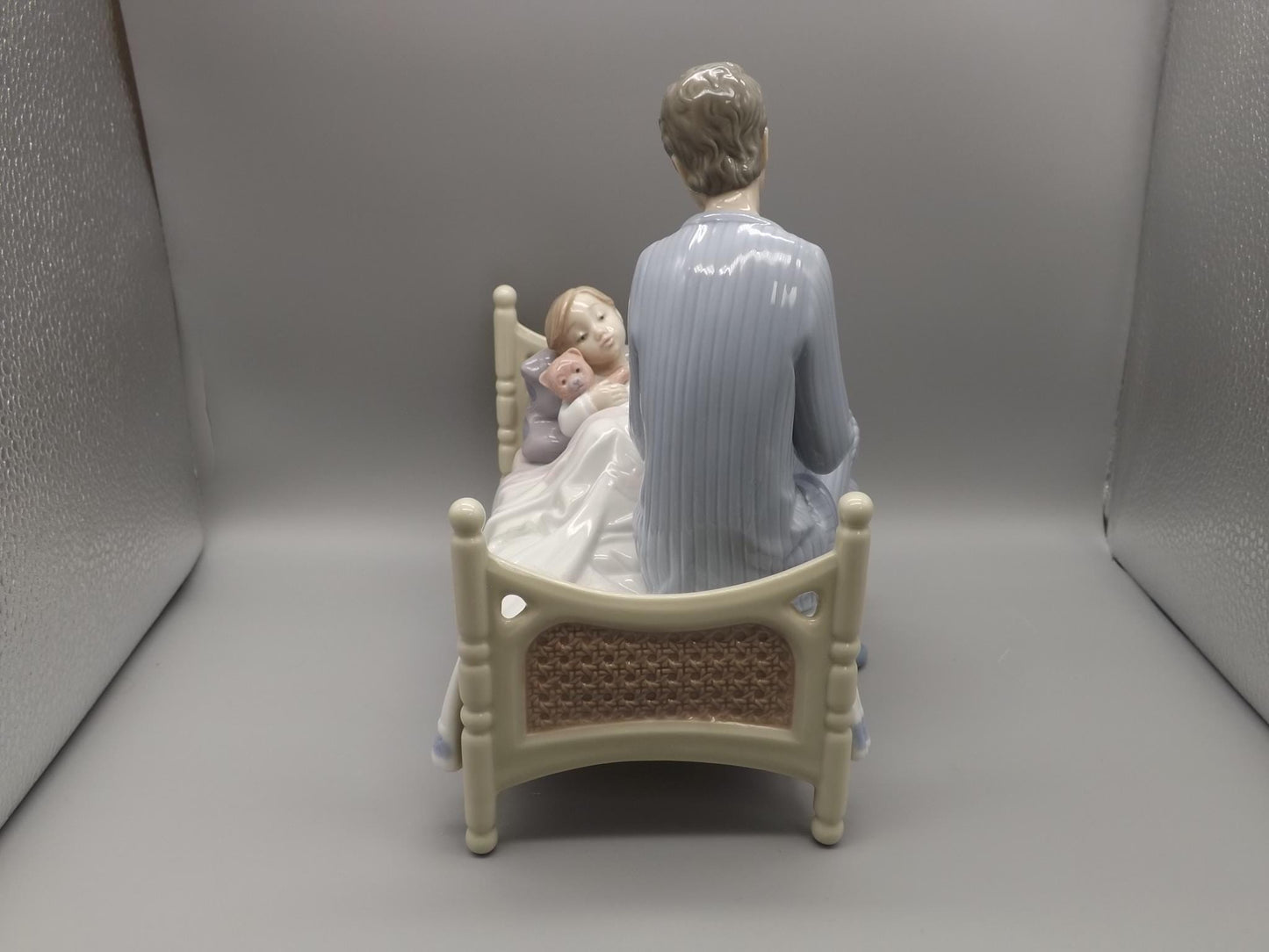 Vintage Lladro Figurine: "Just One More" Father & Daughter, Artist Signed, with Box