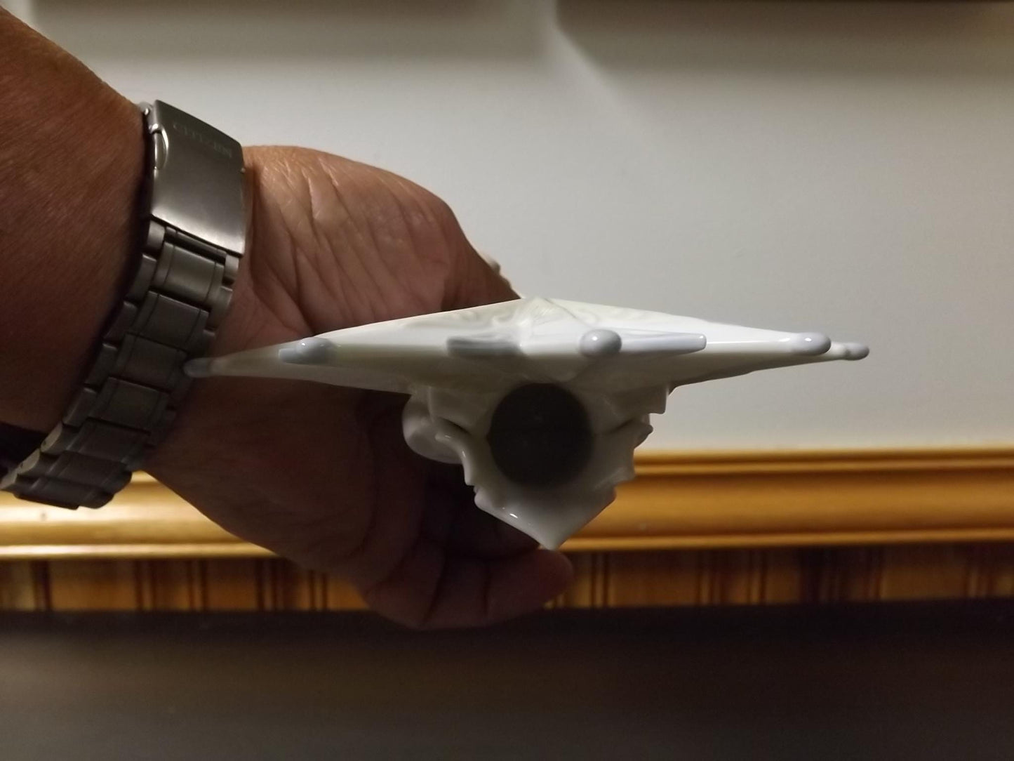 Vintage Lladro "Holiday Light" Figurine #6619 (1999) with Box