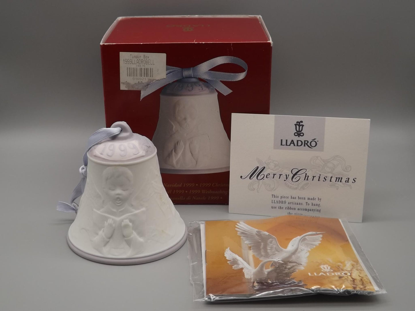 Vintage 1999 Lladro Christmas ornament bell Figurine #16636 (1999) with Box.
