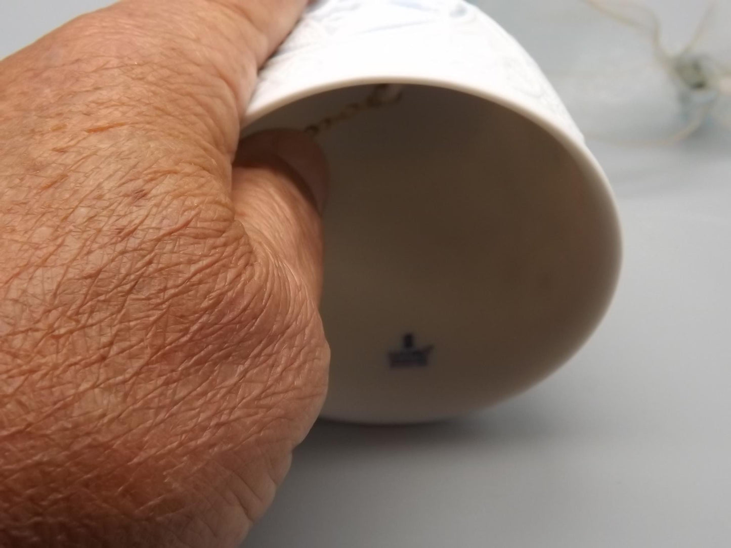 Vintage Lladro Christmas ornament bell Figurine #7162 with Box.