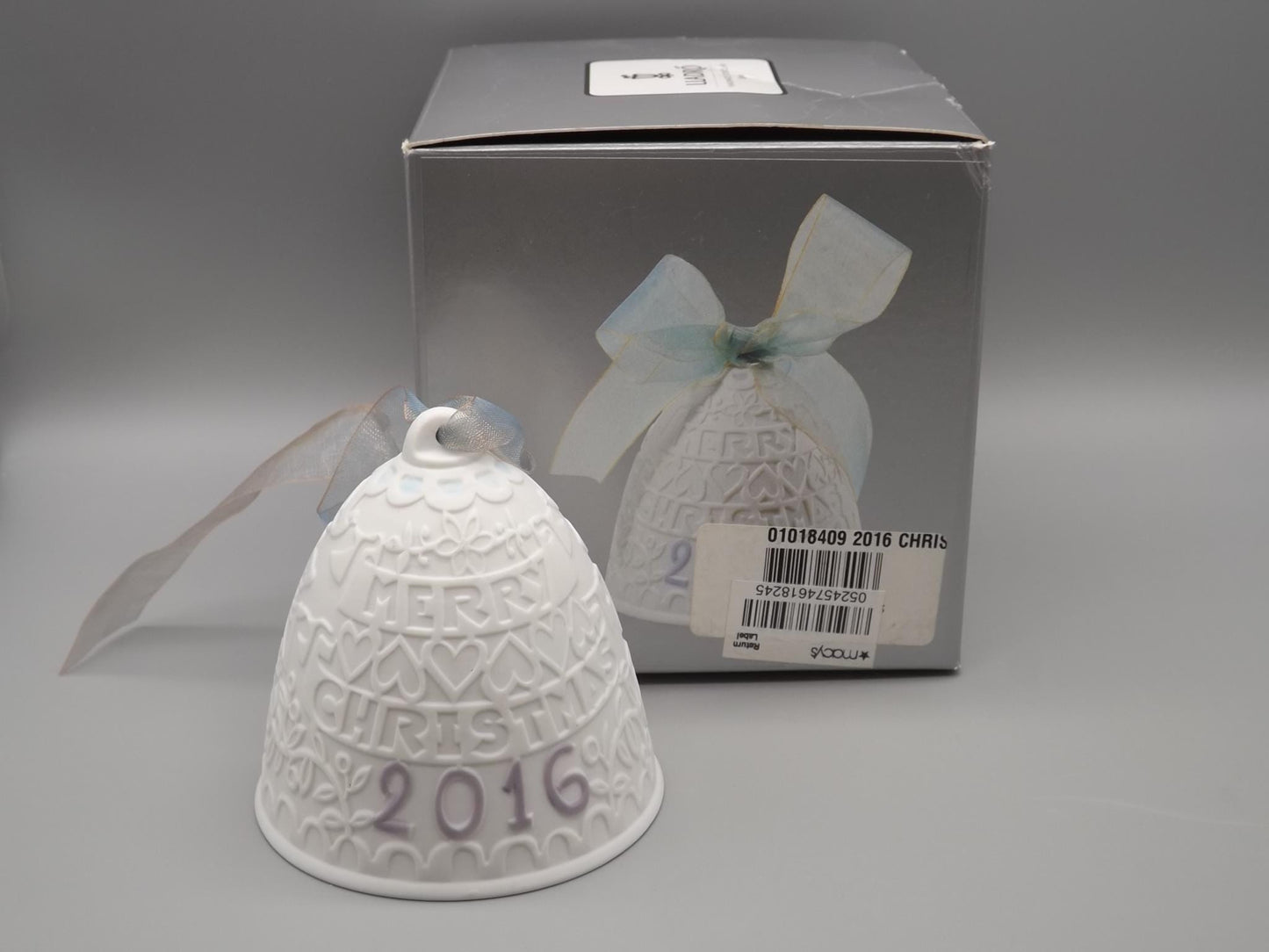 Vintage Lladro Christmas ornament bell Figurine #18409 with Box.