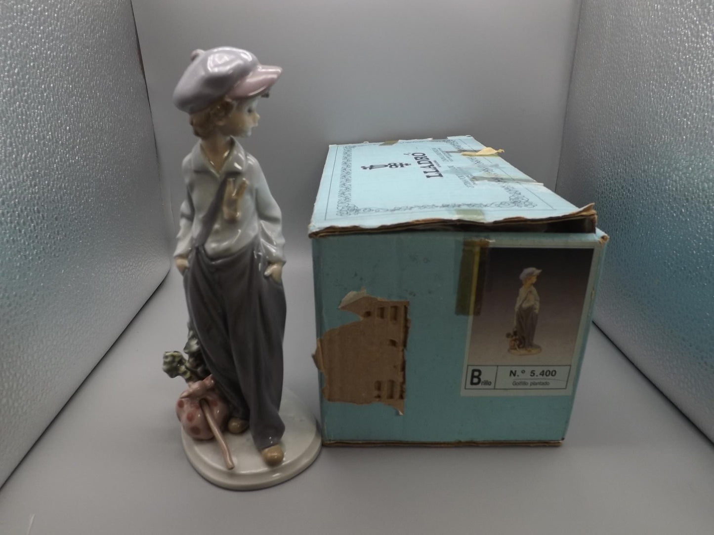 Vintage Lladro "The Wanderer" Figurine #5400 with Original Box