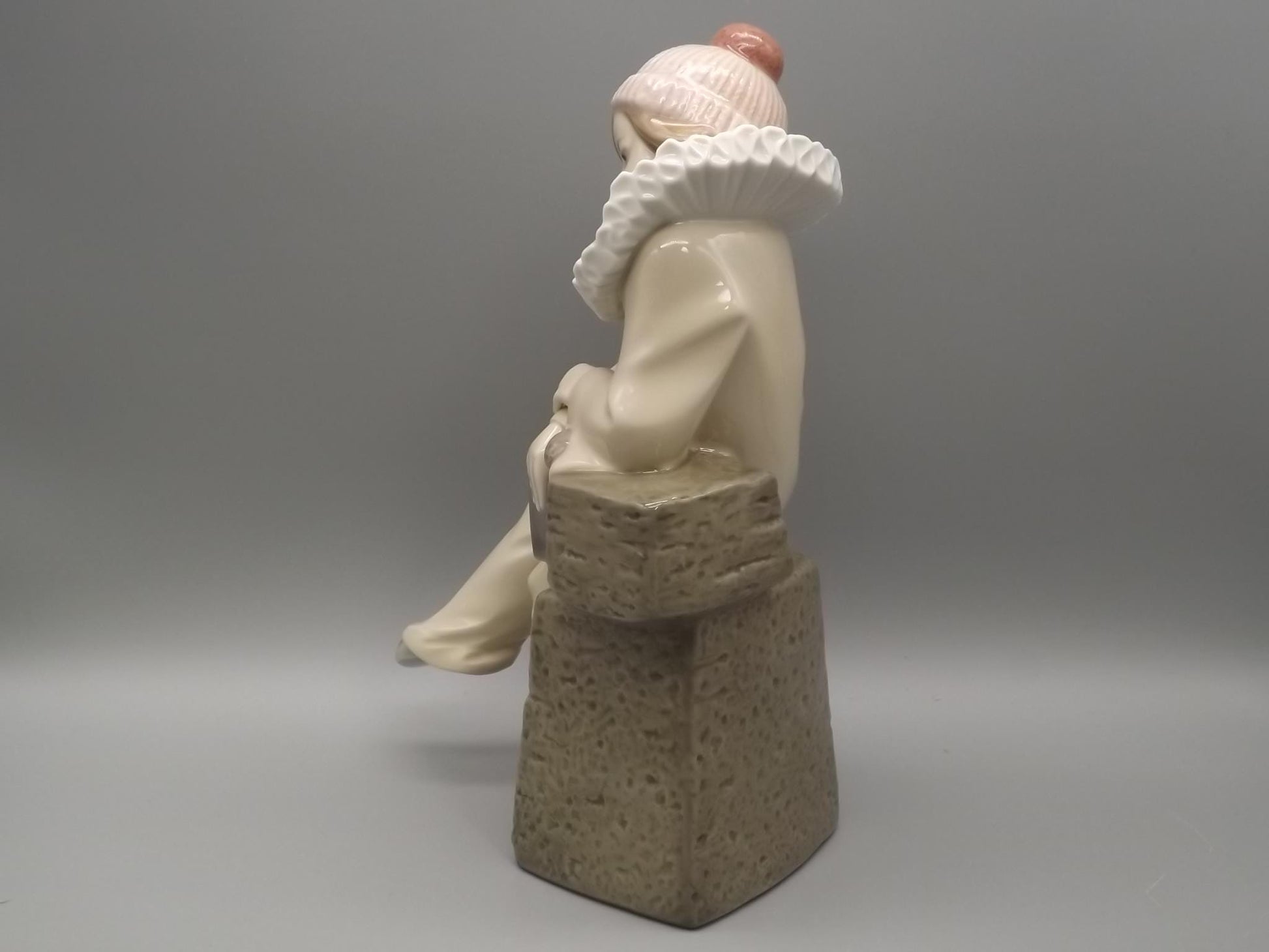 Vintage Lladro "Little Jester" Figurine #5203 - 1984 with Original Box