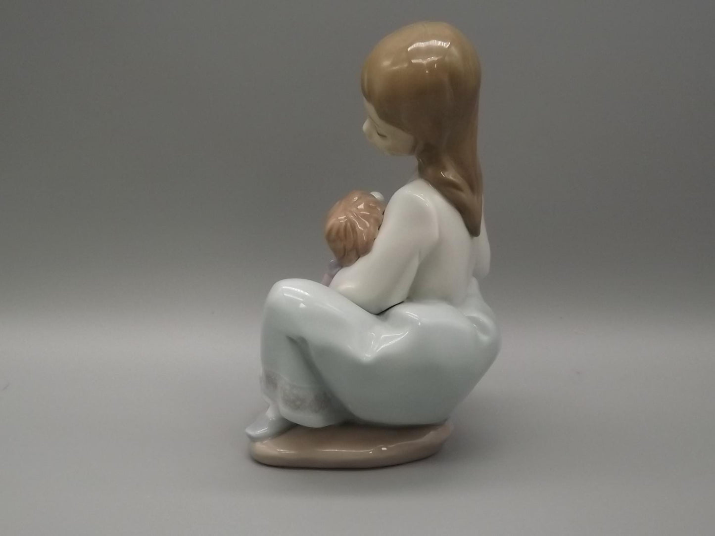 Vintage Lladro "Thoughtful Caress" Figurine: Girl with her doll, #5990 (1993, with Box)