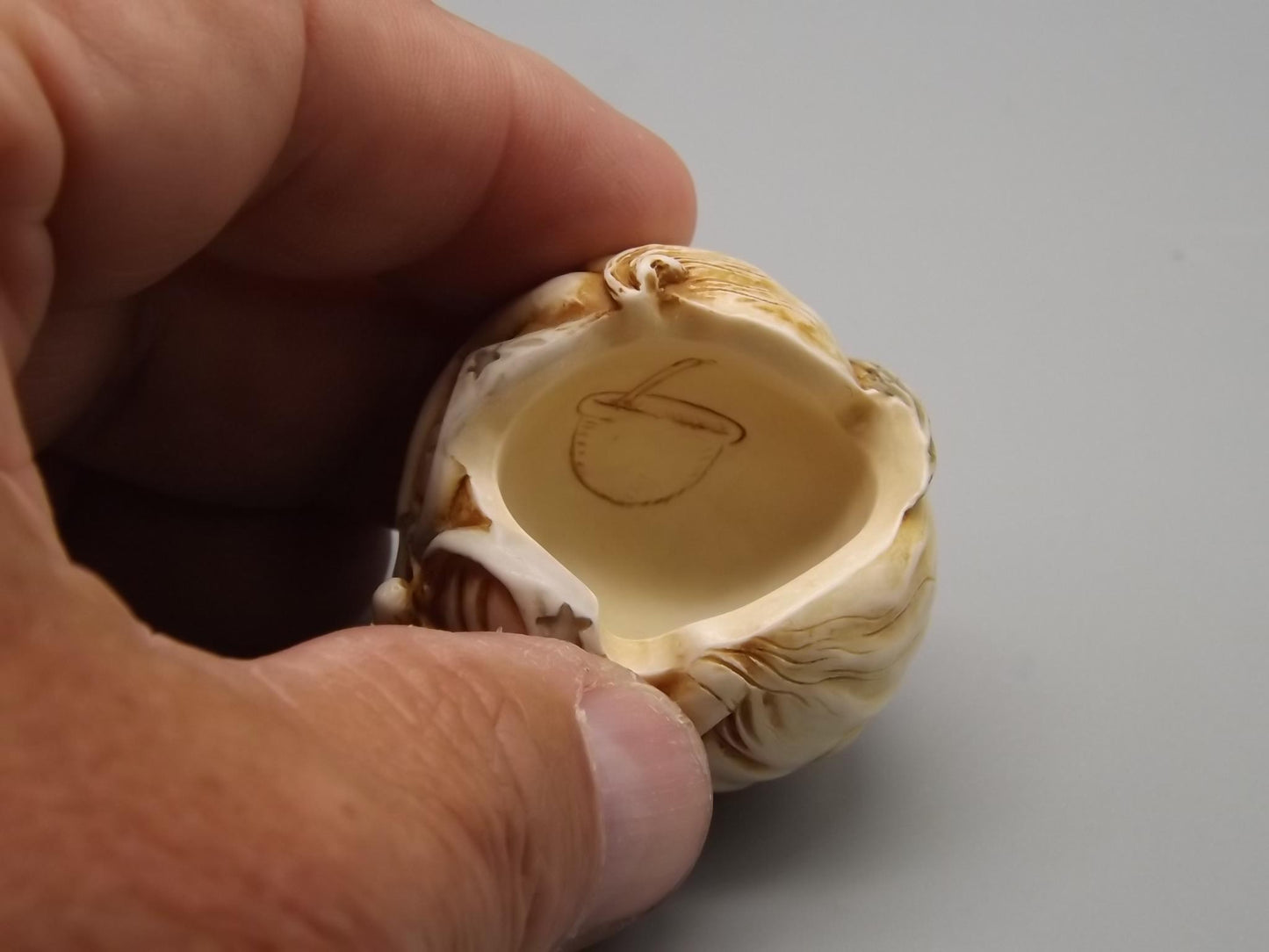 Harmony Kingdom Hilda Witch Figurine: Roly Poly Treasure Jest