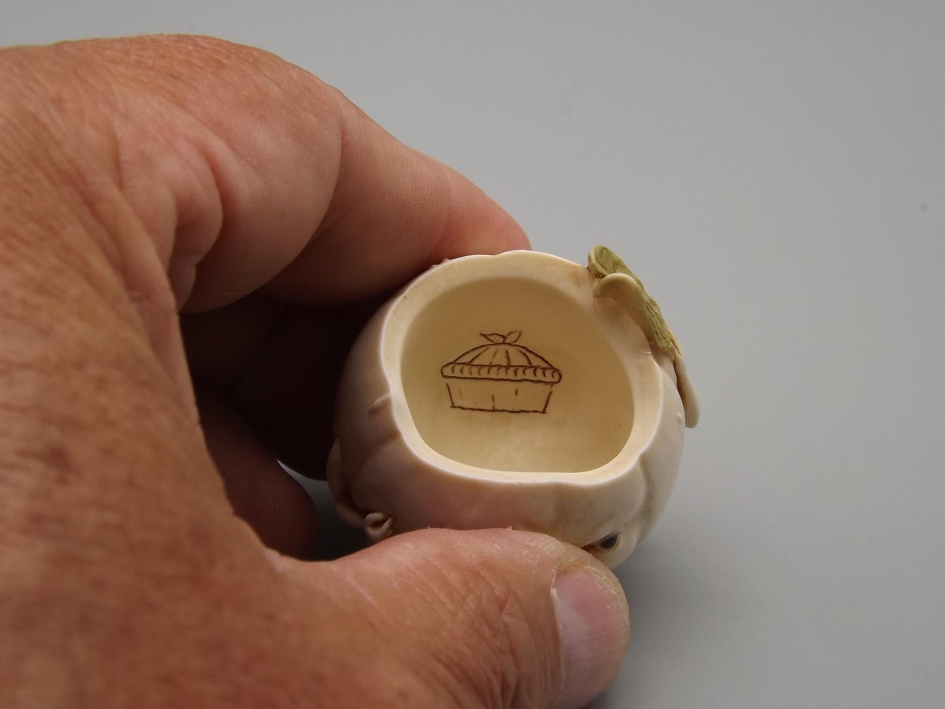 Harmony Kingdom "Ozzie" Roly Poly: Halloween Pumpkin Figurine