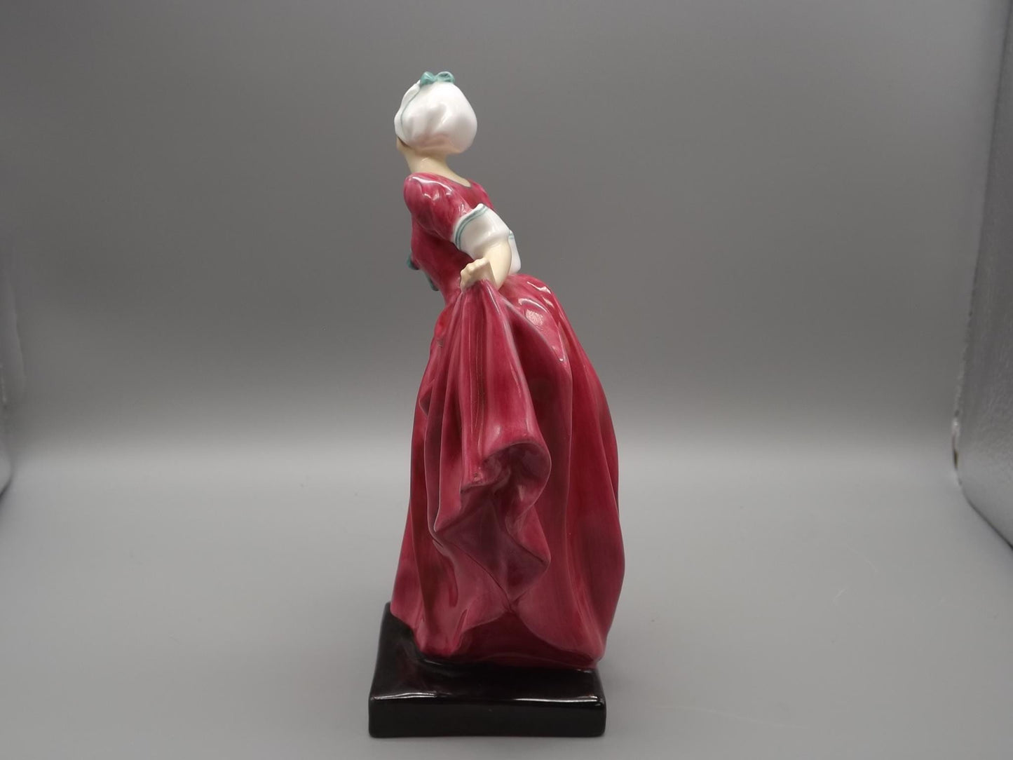 Vintage Royal Doulton Figurine: "Delight" HN 1772, Hand-Decorated