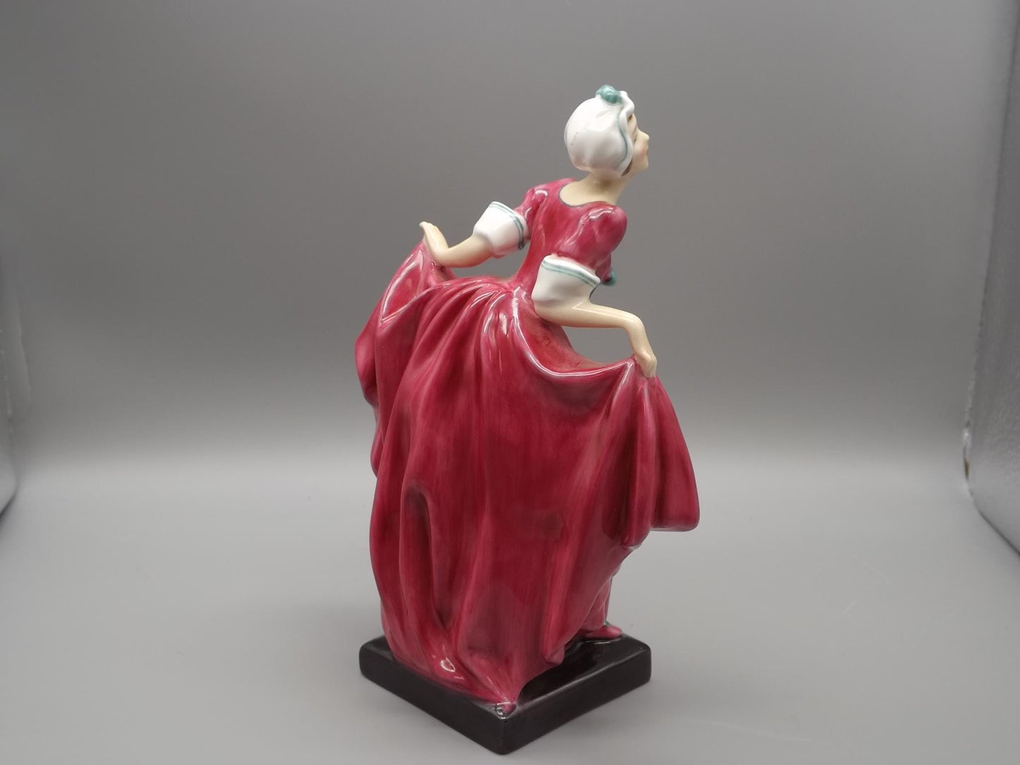 Vintage Royal Doulton Figurine: "Delight" HN 1772, Hand-Decorated