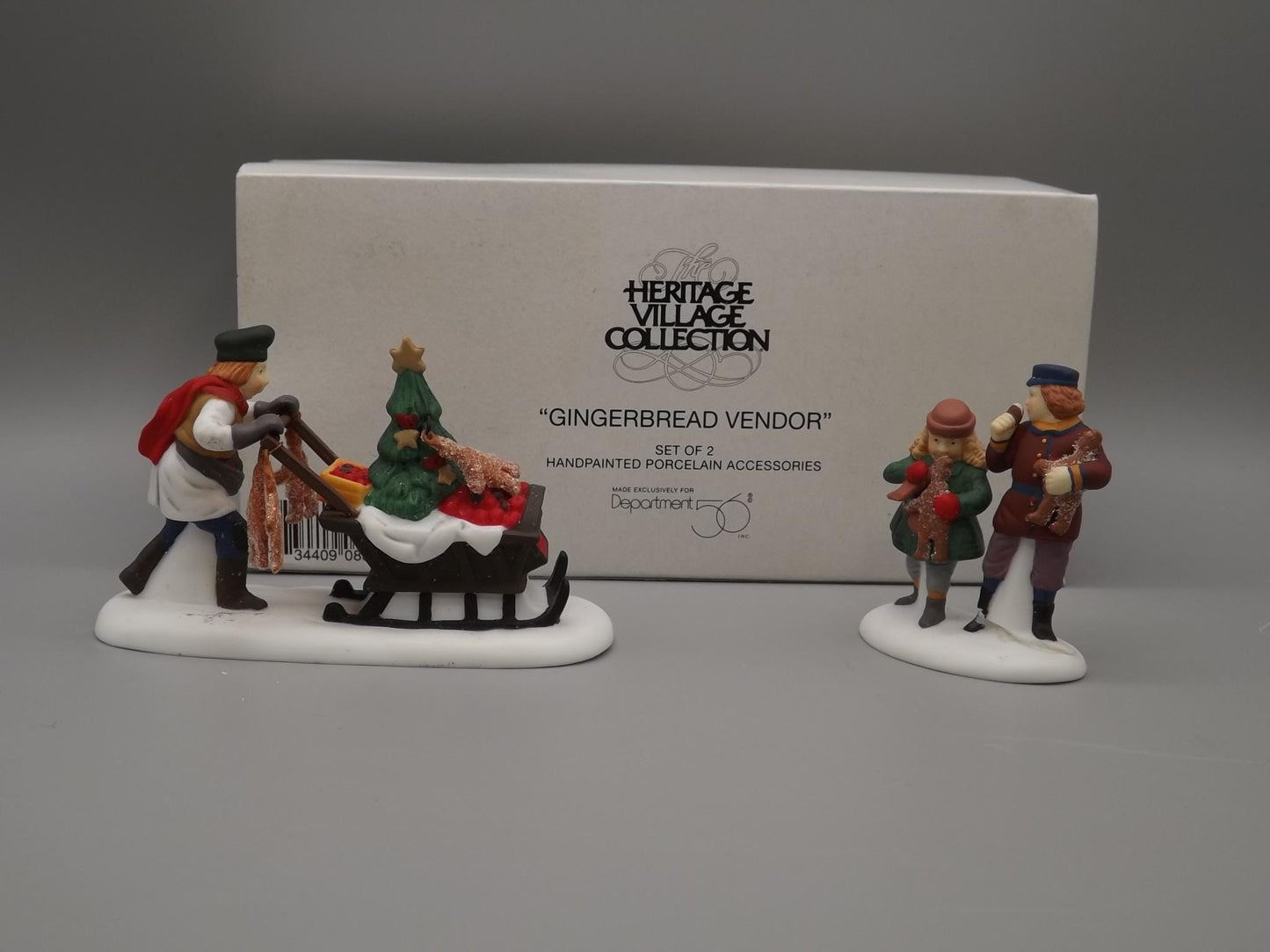 Vintage Heritage Village Collection Gingerbread Vender yuletide decoration