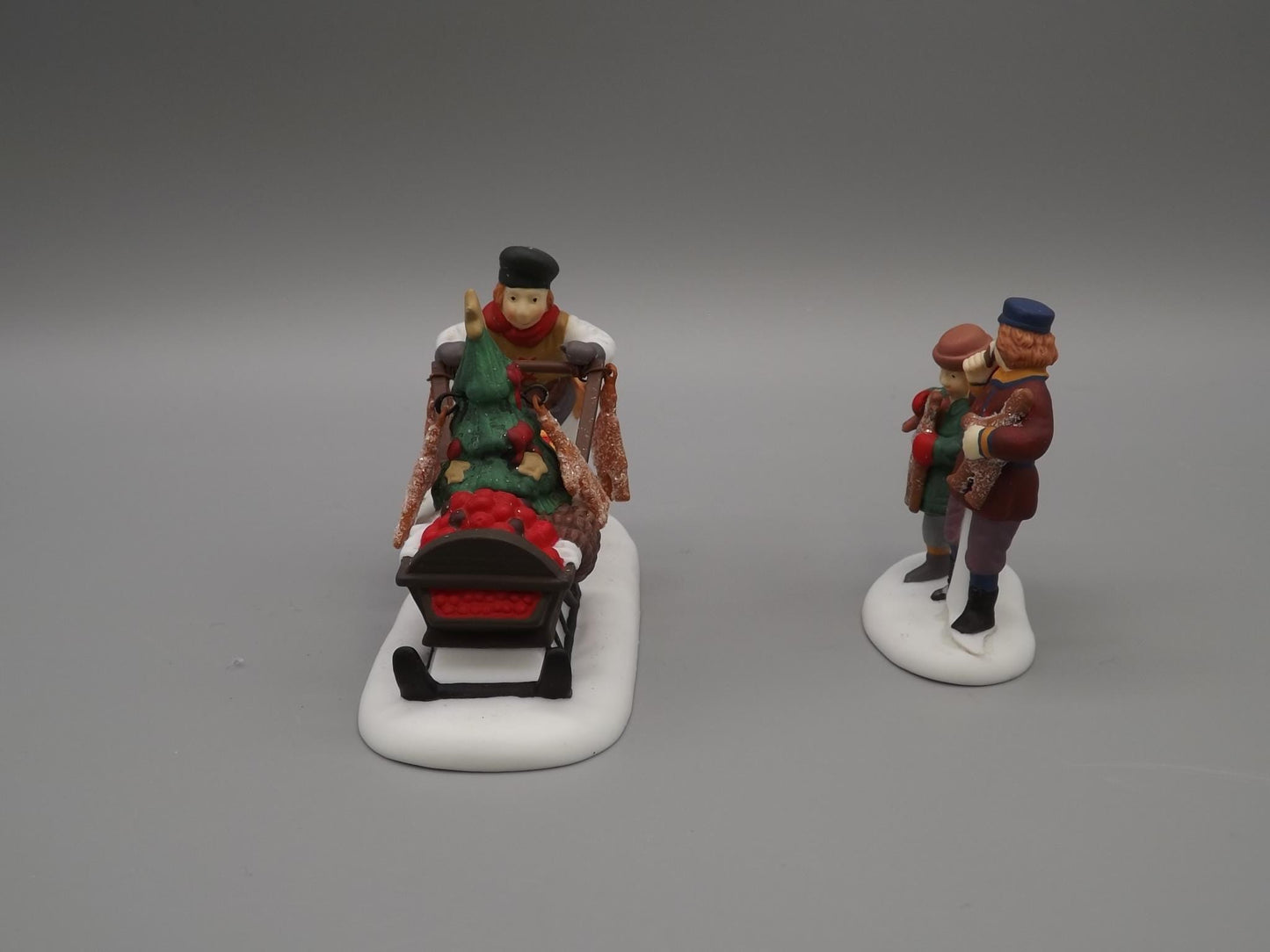 Vintage Heritage Village Collection Gingerbread Vender yuletide decoration