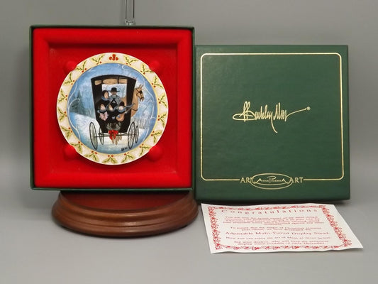 Vintage 1992 P Buckley Moss Porcelain Ornament "Noel"