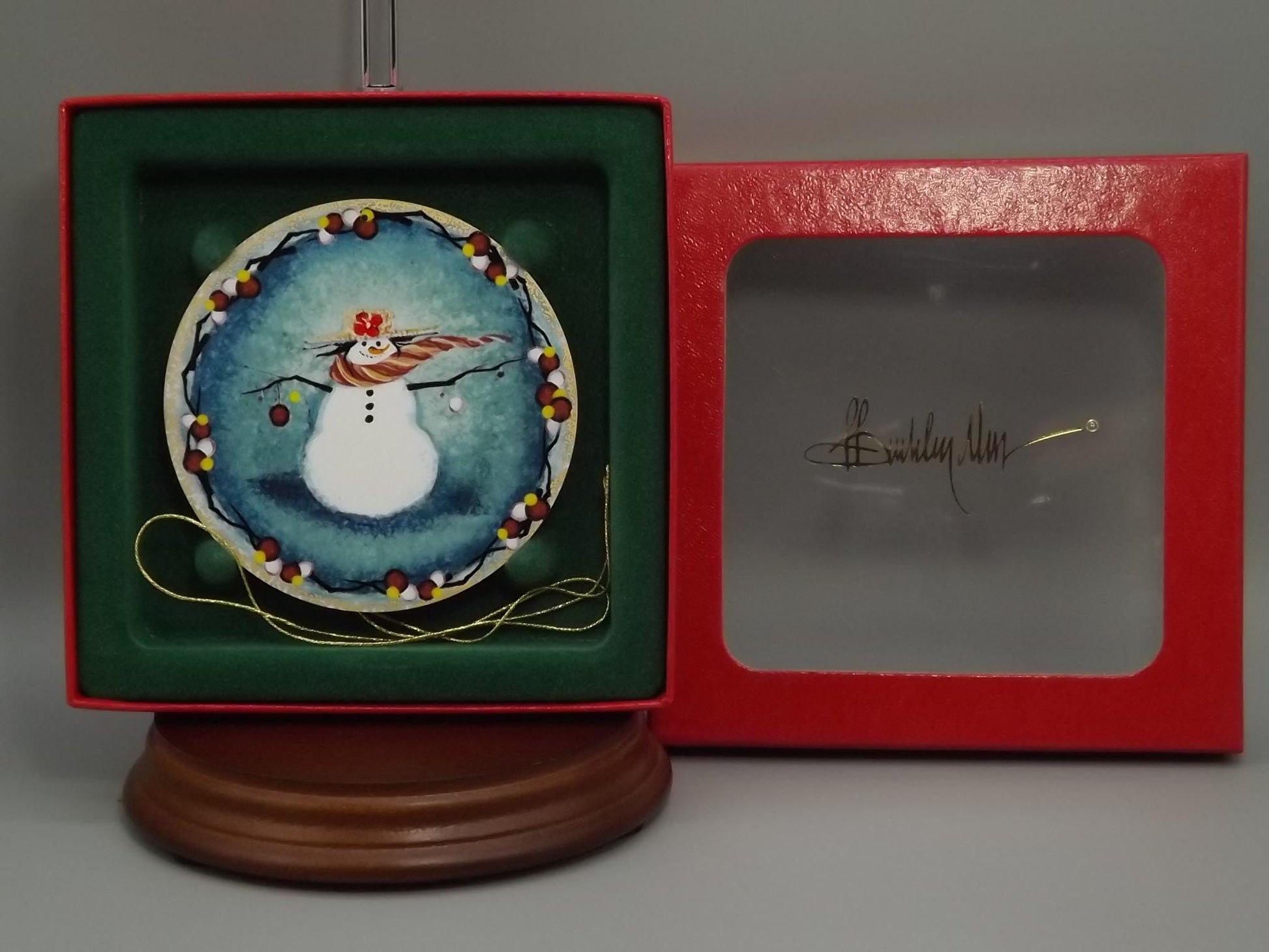 Vintage 2002 P Buckley Moss Porcelain Ornament "Snow much fun"