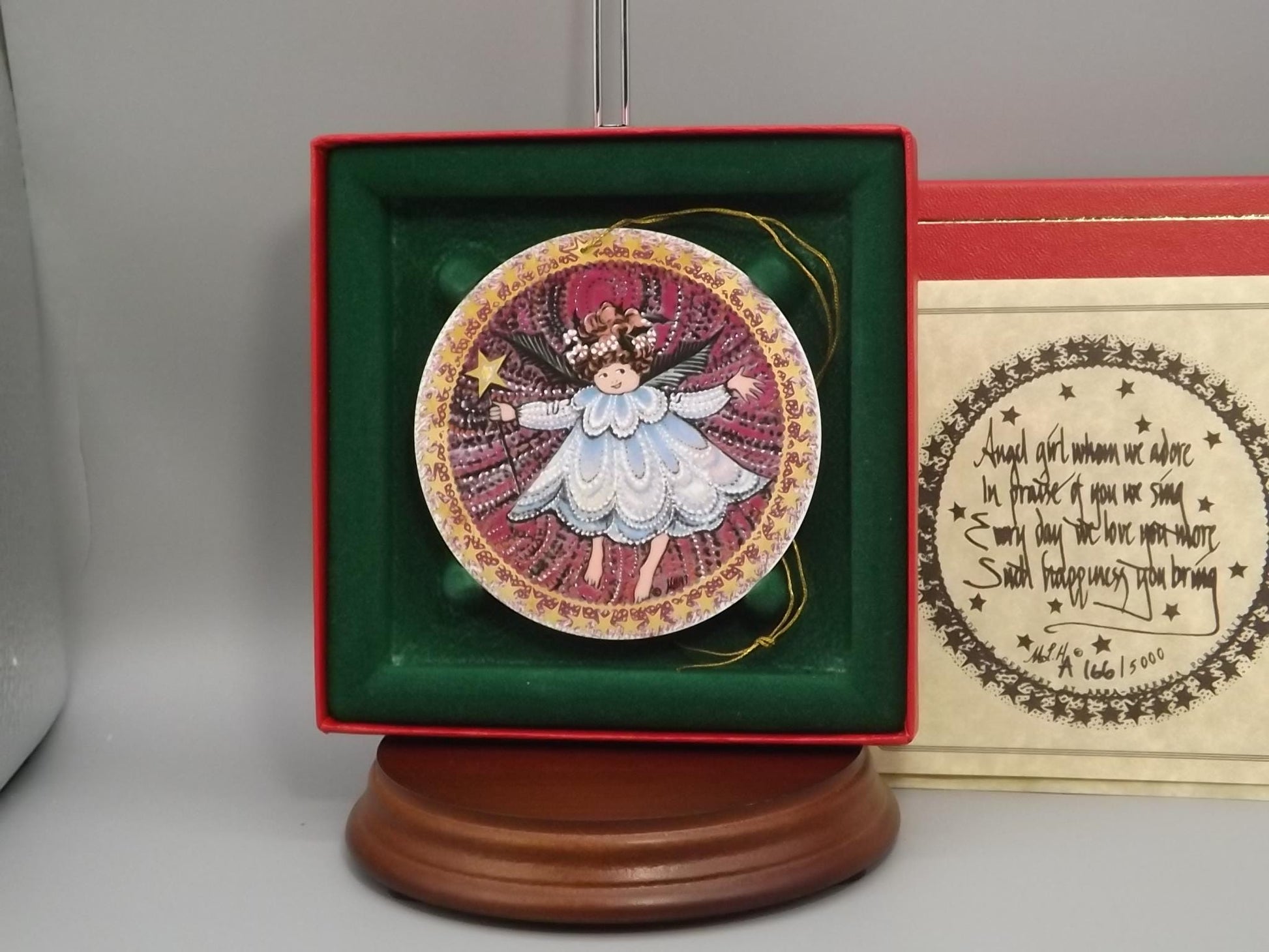 Vintage 1993 P Buckley Moss Porcelain Ornament "Angel Girl aka second angel"