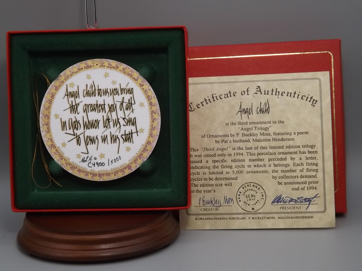 Vintage 1994 P Buckley Moss Porcelain Ornament "Angel Child" aka Angel 3.