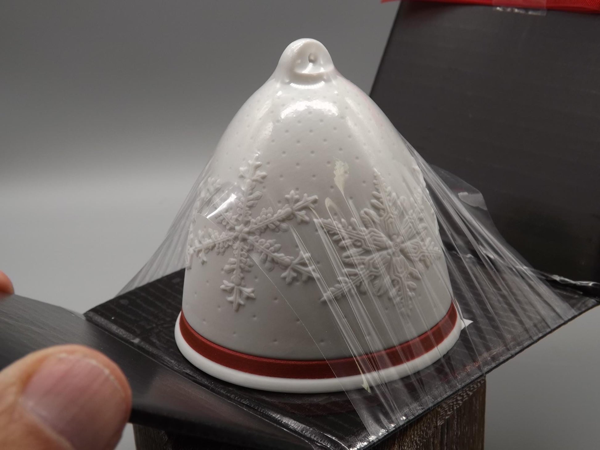 Vintage Lladro Christmas ornament bell Figurine #18448 with Box.