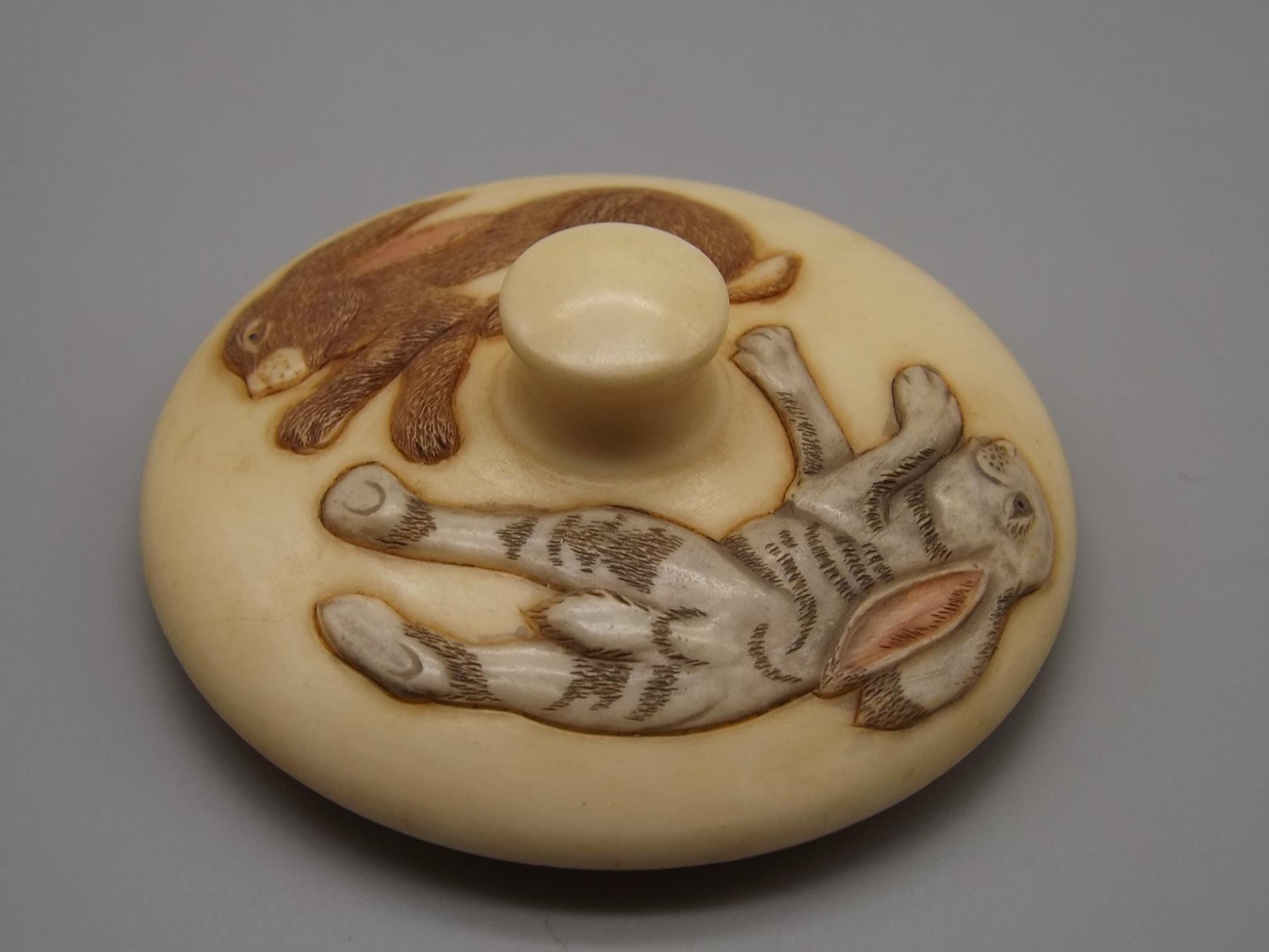 Vintage Harmony Ball Kingdom Rabbit Figurine - Ides of March - Jardinia Collection