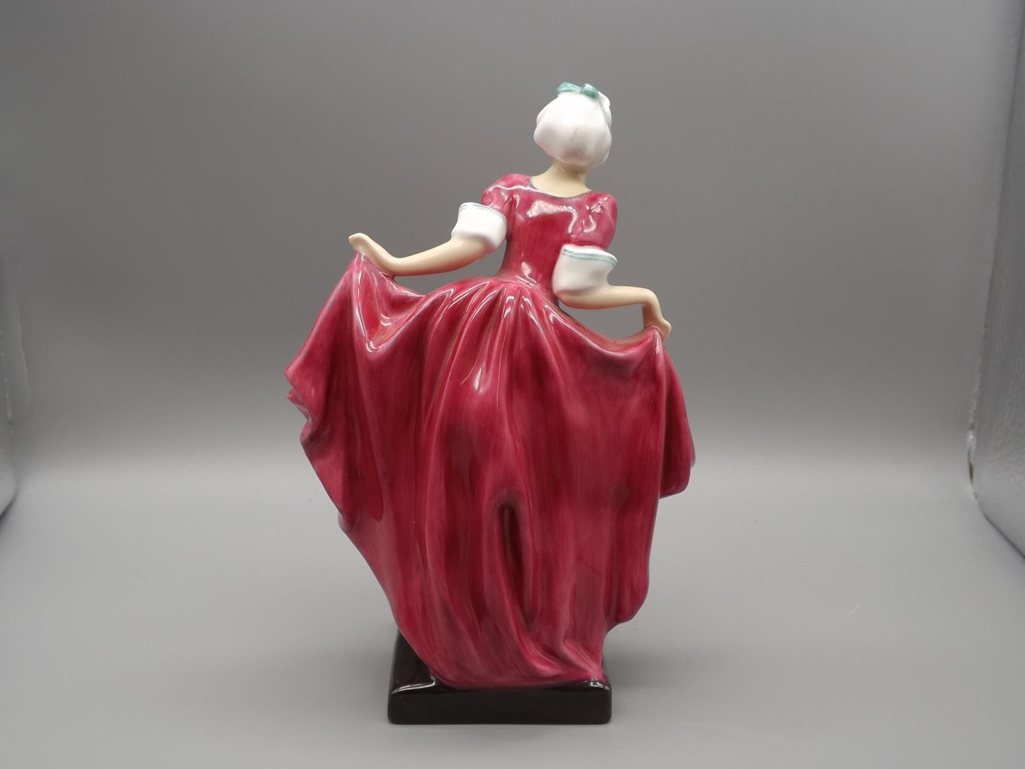 Vintage Royal Doulton Figurine: "Delight" HN 1772, Hand-Decorated