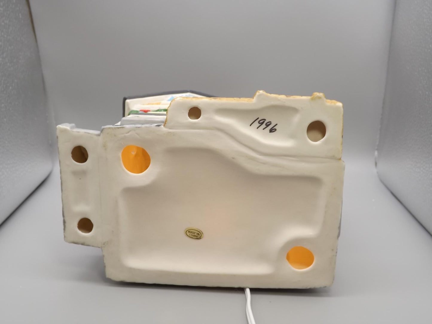 Vintage 1997 Dickens Keepsake Clothiers store Holliday display piece.