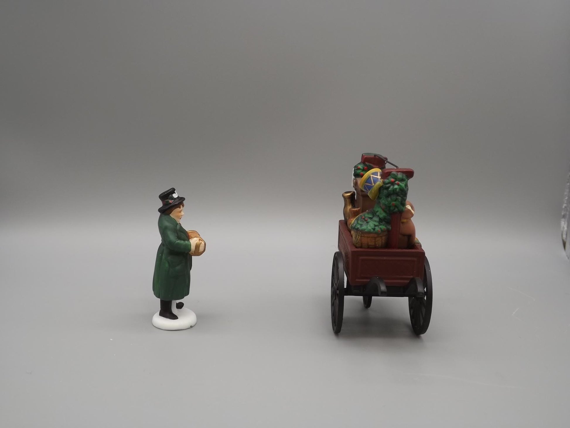 Vintage Heritage Village Collection Chelsie Market Curiosities yuletide decoration