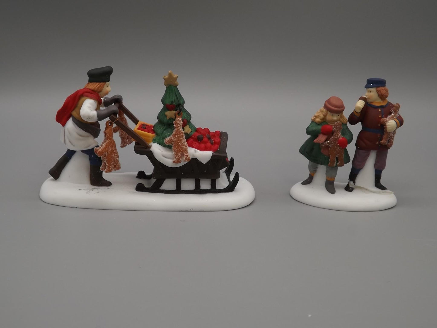 Vintage Heritage Village Collection Gingerbread Vender yuletide decoration