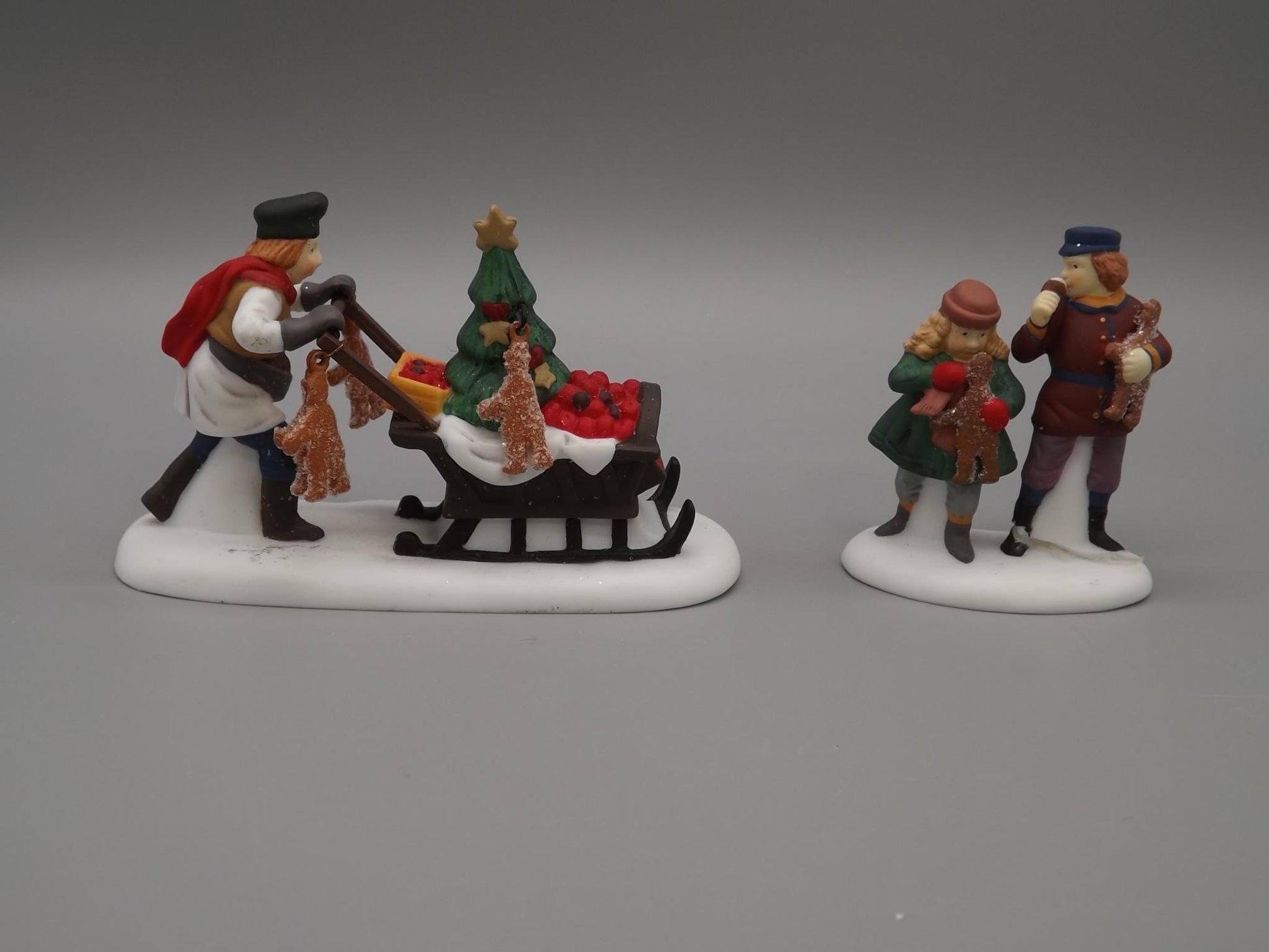 Vintage Heritage Village Collection Gingerbread Vender yuletide decoration