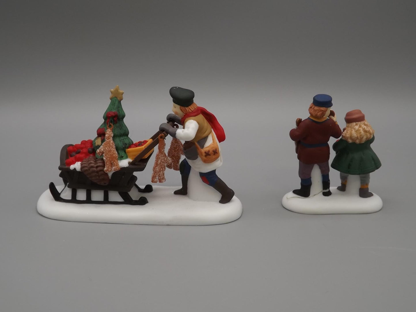 Vintage Heritage Village Collection Gingerbread Vender yuletide decoration