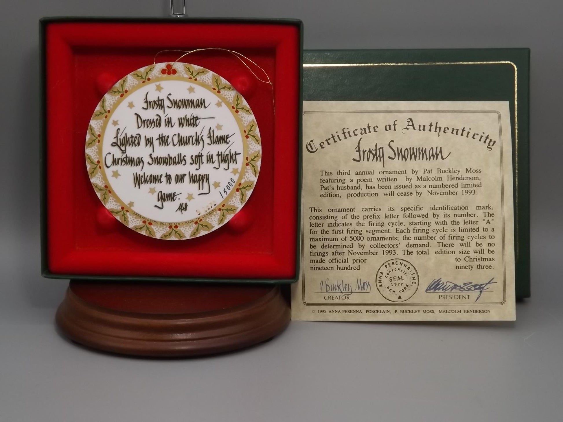 Vintage 1993 P Buckley Moss Porcelain Ornament "Frosty Snowman"