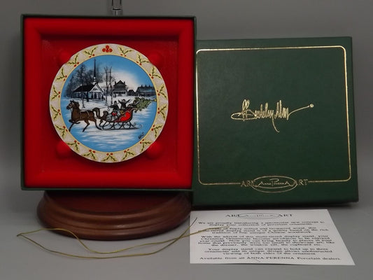 Vintage 1992 P Buckley Moss Porcelain Ornament "The Sleighride"
