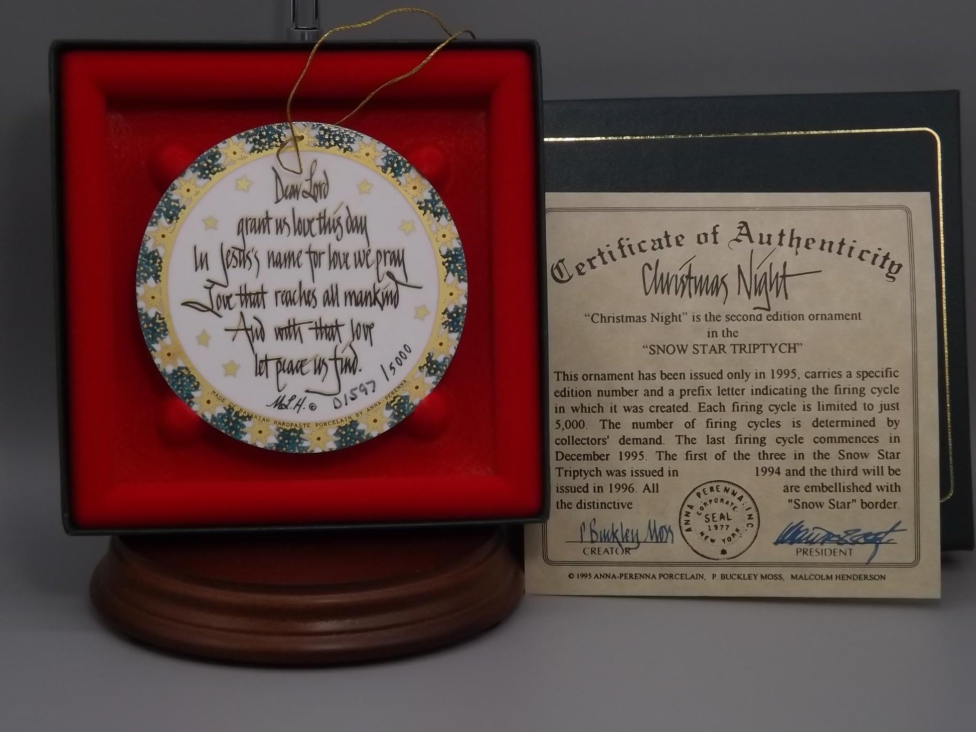 Vintage 1994 P Buckley Moss Porcelain Ornament "Christmas Night"