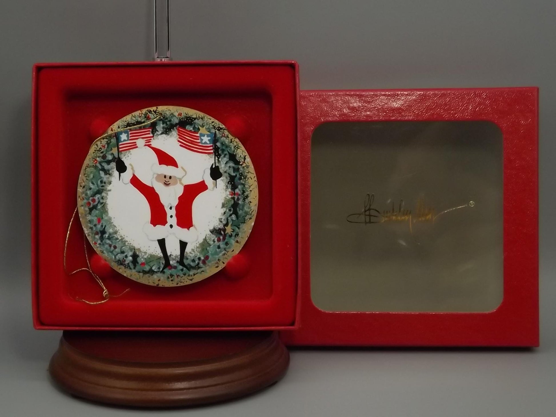 Vintage 2002 P Buckley Moss Porcelain Ornament "Patriotic Kris"