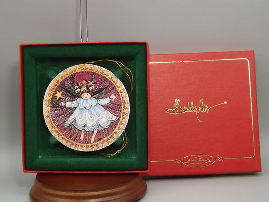 Vintage 1993 P Buckley Moss Porcelain Ornament "Angel Girl aka second angel"